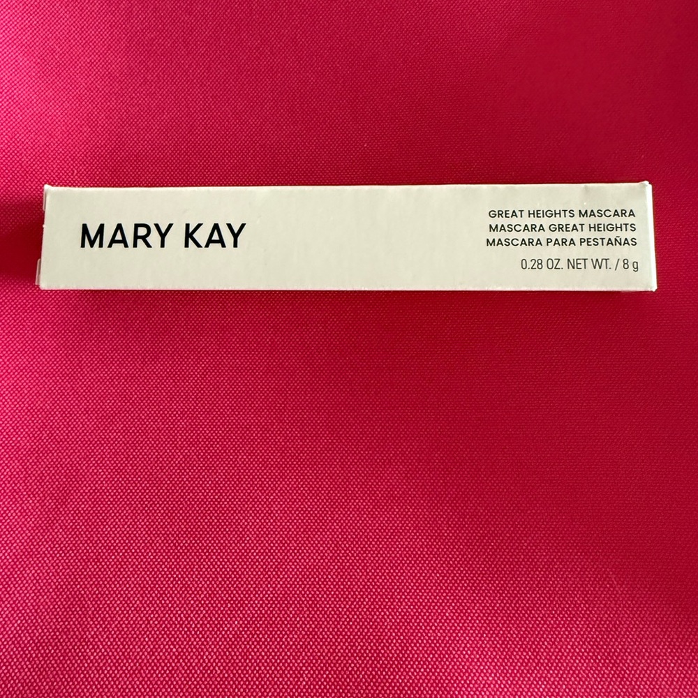 Mary Kay Great Heights Mascara Black New in Box